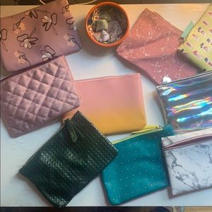 9 Cosmetic Cute Bags